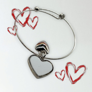 Bracelet with heart charm